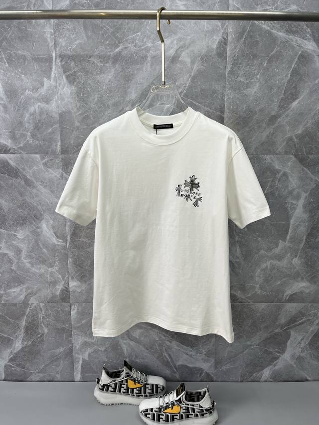 Ch克罗心 2025Ss春夏高品质情侣款短袖T恤 甄选280克高克重纯棉面料 工艺品级别 辅料顶真 车线做工符合精品要求 超级好搭配 落肩款 品质及剪裁设计都堪