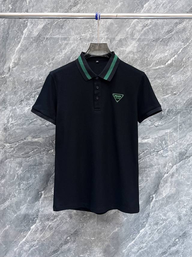 普拉达 2025Ss夏季新款字母Logo男士翻领polo衫 经典商务男款 高端男装的天花板级别的商务男款 简约时尚大气不失优雅 单穿内搭体面过人 品质控 细节控