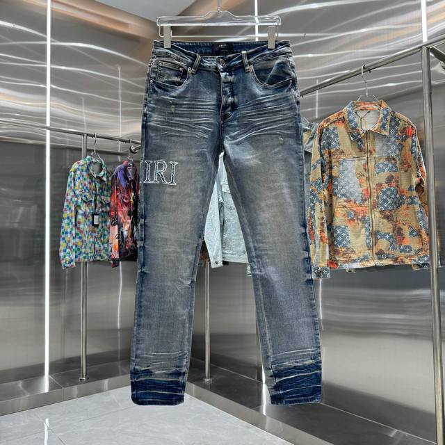Amiri 破洞字母刺绣工艺街头潮流修身小脚弹力牛仔裤 颜色 蓝色 码数 30 32 34 36 38