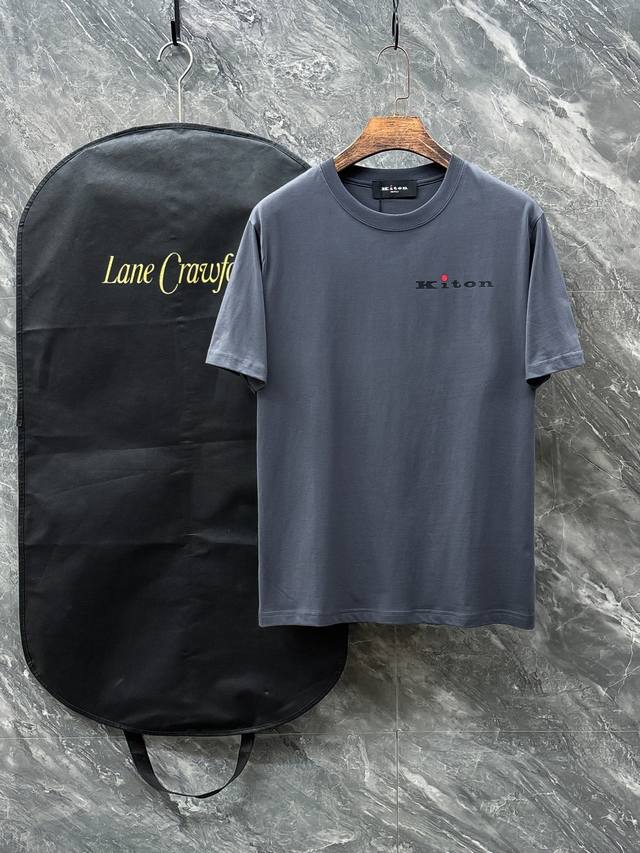Kiton# 2025春夏新款首发专柜最新款短袖圆领T恤 高端订制 设计前卫时尚 品牌Logo重工艺设计 高端定制230克面料.手感柔软.穿着舒适.专柜级别精致