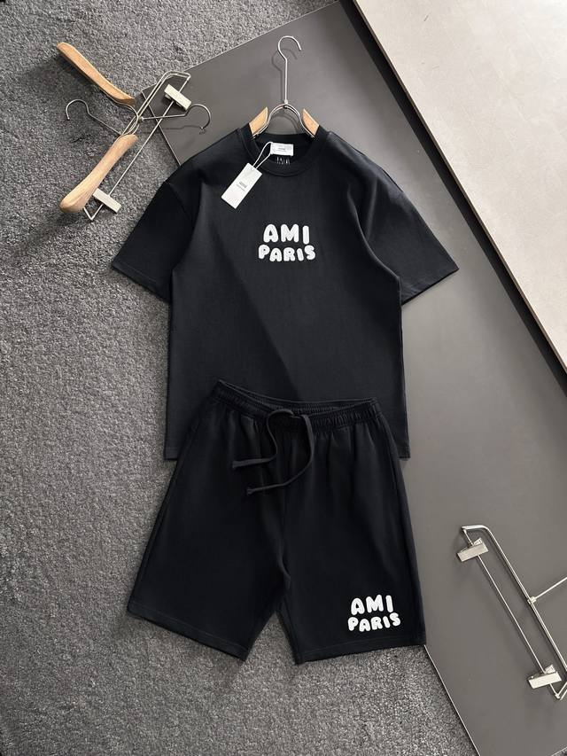 Ami 2025春夏新款男女同款短袖T恤 Logo刺绣设计 极具设计精选客供100%全棉面料 手感柔软亲肤 着身舒适透气性都无法挑剔 实物绝对会让你爱不释手 宽