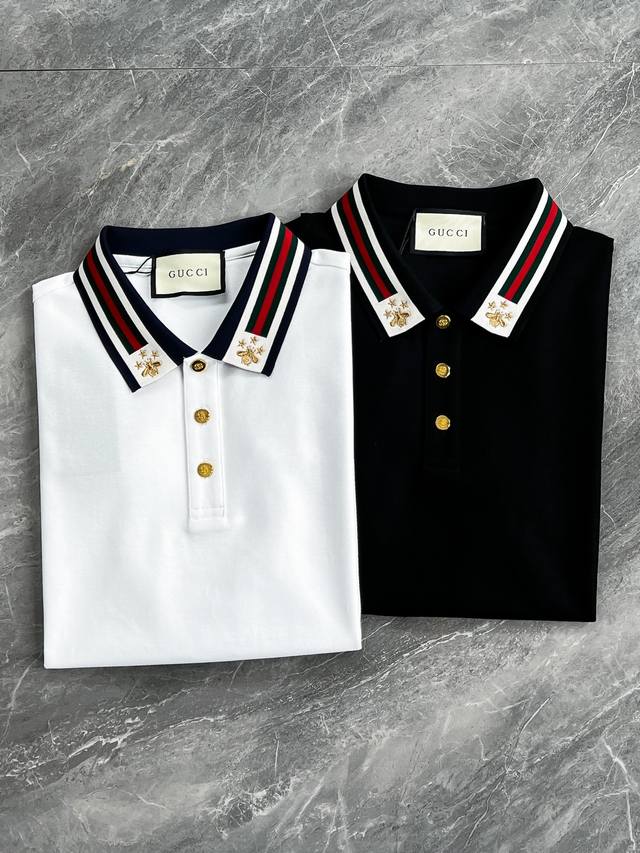 新品 香港洋行渠道货 经典明星级单品 2025春夏新品 明星级的一款单品 Gu*Ci 男士时装款商务休闲珠地棉短袖polo衫 极具奢华设计的一枚白金级单品 符合