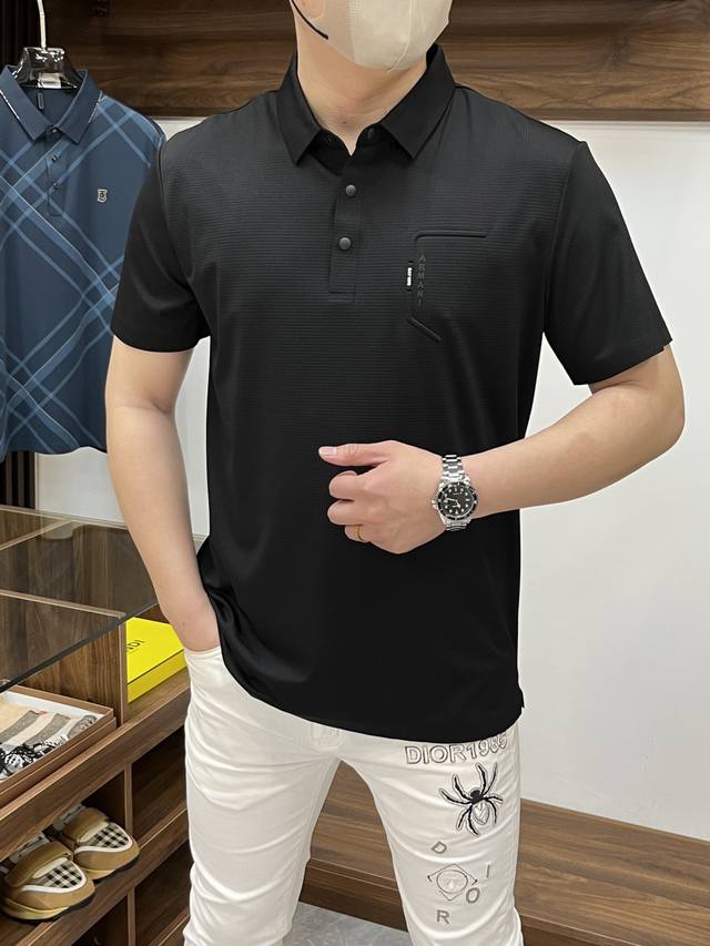 Armani 阿玛尼-2540Ss开春新款 专柜时尚大爆款翻领T恤 休闲时尚外穿 内搭必备款 舒适好看上身可见 定制进口高端丝光面料 手感细腻丝滑有质感 上身舒