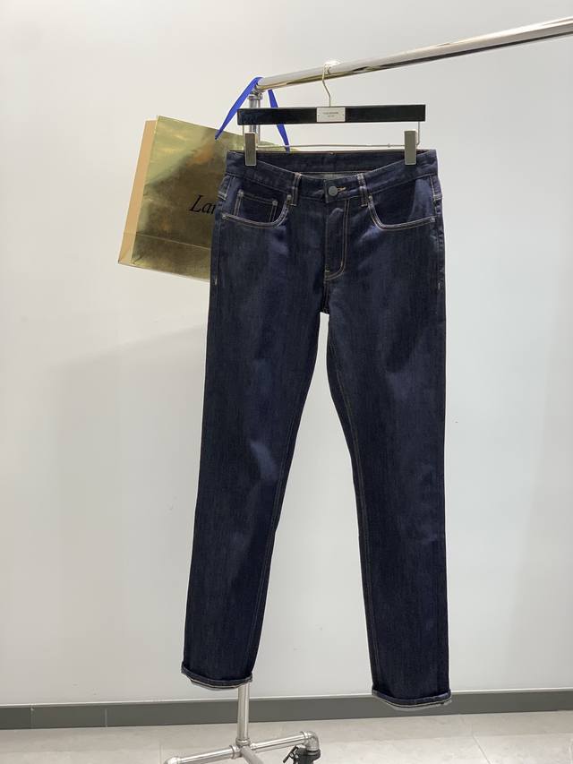 Berluti 伯尔鲁帝 2025春季新品 时尚休闲牛仔裤 专柜同步有售 原单狠货 进口原版面料 定制原版五金辅料 顶级印花工艺字母图案Logo 原版五金辅料装