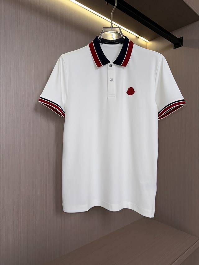 白色展示
