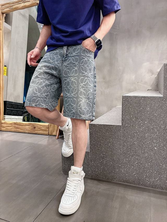 罗意威 2025新品 原单牛仔短裤 原版重工打造 品牌经典Logo设计 三标齐全 原版五金辅料 专柜定制牛仔面料 完全对版专柜 欢迎专柜试穿后再购买 好货不怕比