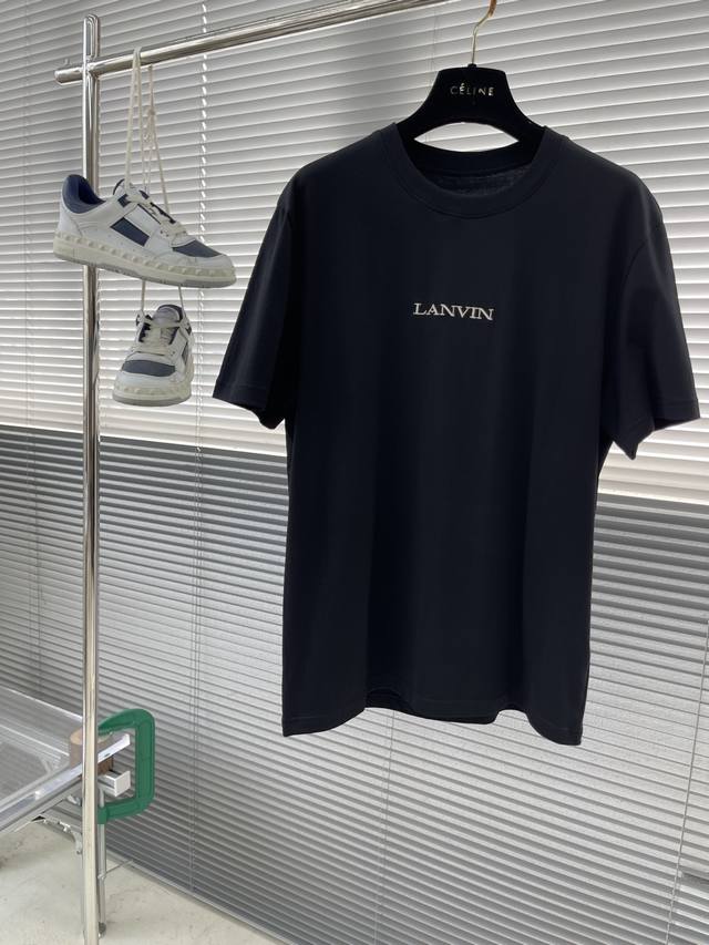 Lanvin 刺绣细节全棉短袖T恤 订织全棉面料质感好 面料舒适亲肤 尺码:S-Xxl s码衣长66 胸围100 肩宽43 m码衣长67 胸围104 肩宽45