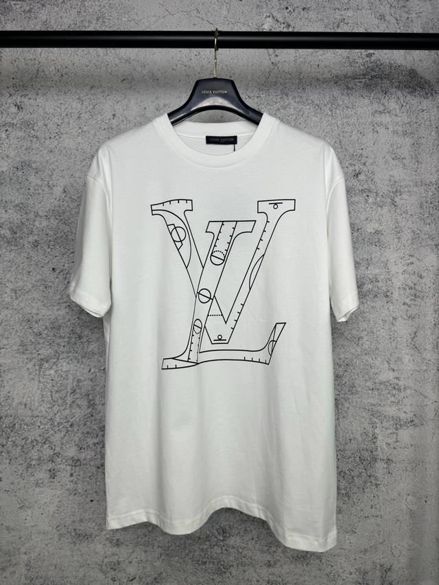 高定官方品质 louis Vuitton*路易威登 l联名款Logo印花短袖T恤 定制280克32支全棉双纱紧密爽滑面料 布面干净 布纹清晰 手感非常细腻扎实