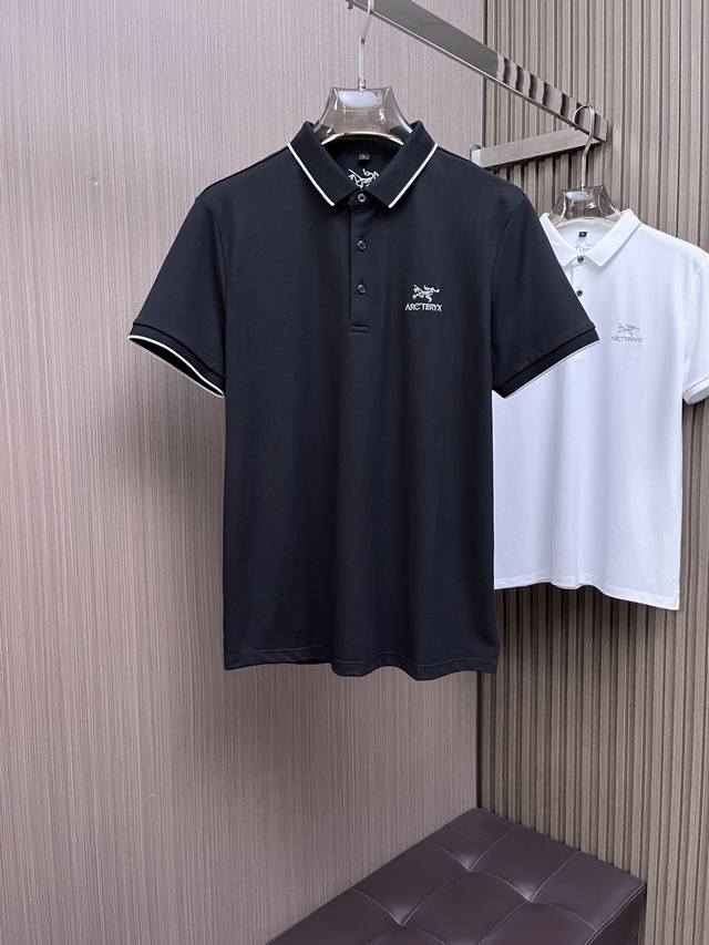 始祖鸟 2025Ss夏季新款字母Logo男士翻领polo衫 经典商务男款 高端男装的天花板级别的商务男款 简约时尚大气不失优雅 单穿内搭体面过人 品质控 细节控