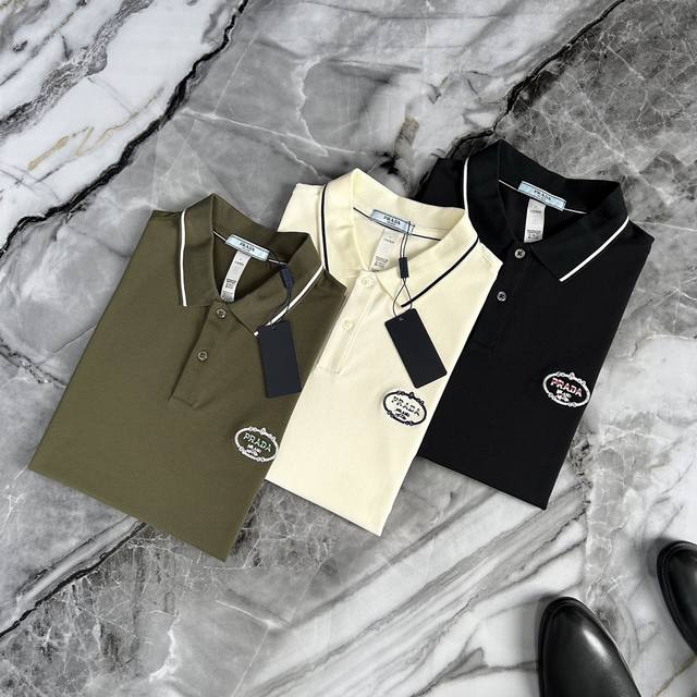 prada 普拉达 2025春夏专柜新款 高端优雅男士定制 顶级时尚休闲商务原单polo衫翻领衫 25Ss高端人士必备单品 精选进口原单柔顺珠地棉面料 原版Lo