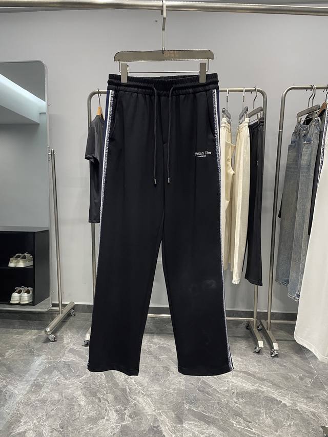 黑色细节图 c26