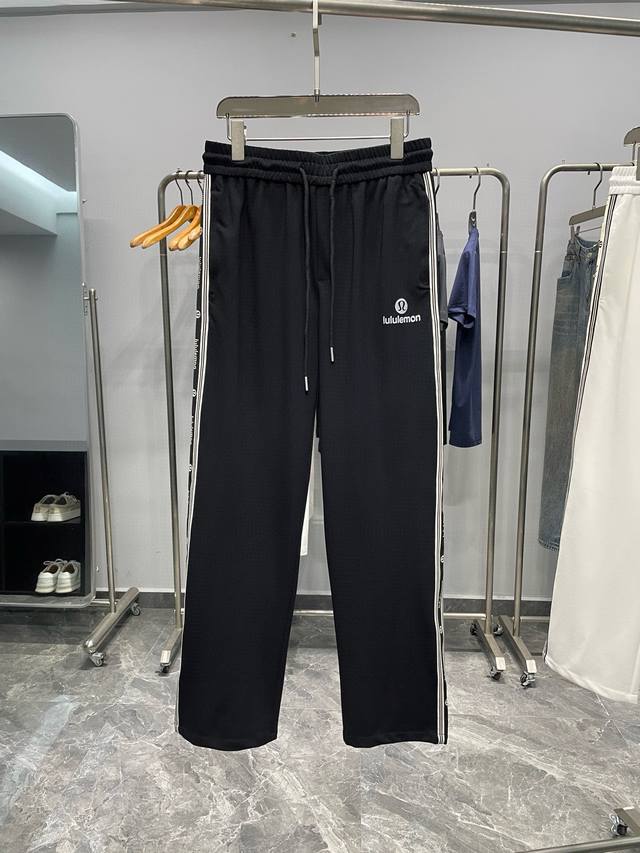 黑色细节图 c26