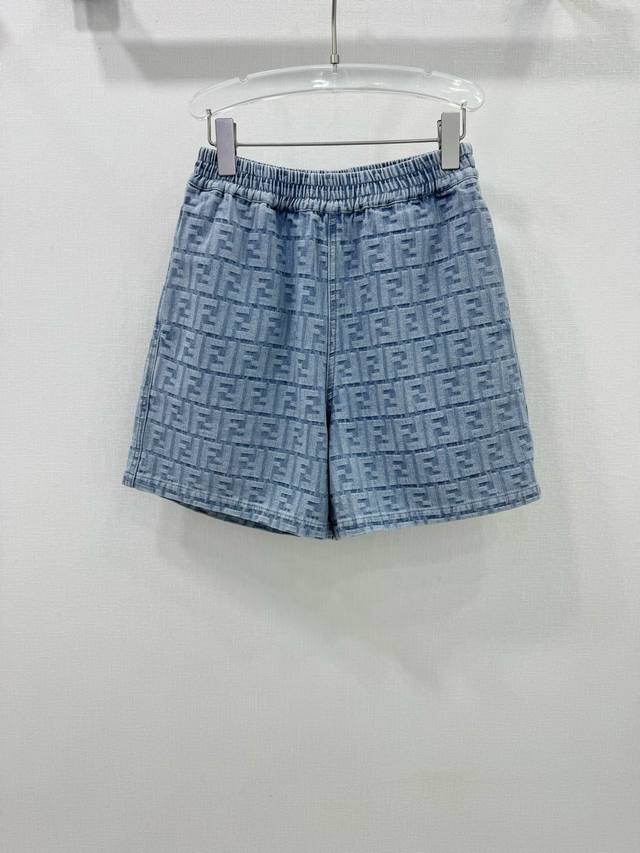 Fend*25新品 系列款同步上新啦连衣裙翻领外套短裤长裤 Yb定制五金洗水牛仔提花面料 通体双F印花 可甜可盐气质减龄时髦单品 原版定制版型上身超级显瘦 阔腿