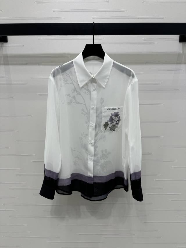 上新原单高端品质 Dio* 2025春夏最新系列 印花森系翻领长袖衬衫 定制进口轻薄飘逸雪纺纱材质 质地轻薄舒适 飘逸轻盈 翻领宽松衬衫版型 成衣以活性印花工艺