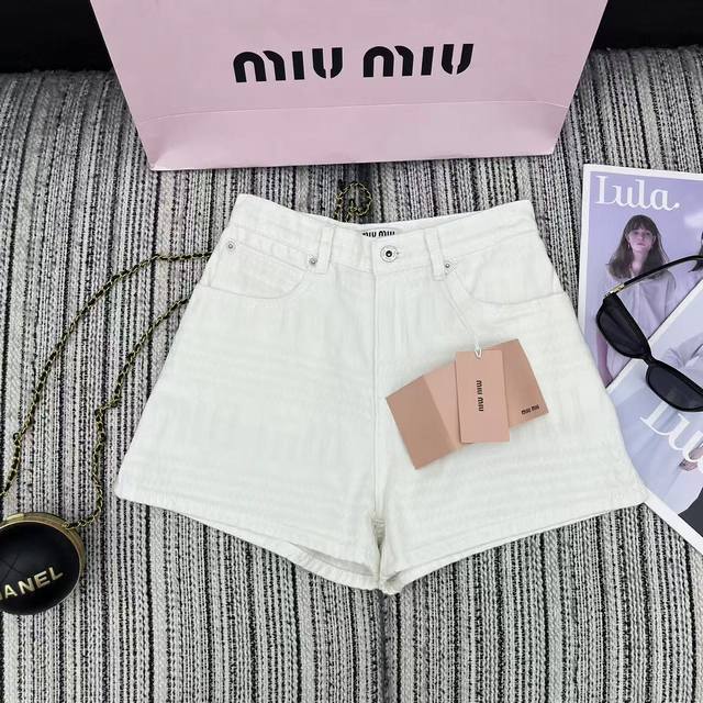强烈推荐 25年早春夏系列 Miu*新款牛仔短裤 Sml