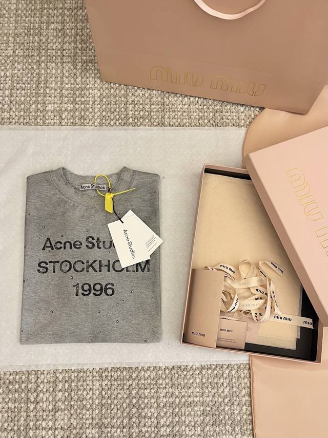 acne Studios 25Ss新品 爆款出新系列啦 yb开发一比一 最高版本发售 重工订钻配上做旧扎染字母印花 新年限定的一款 闭眼入的 长度和宽松度也是设
