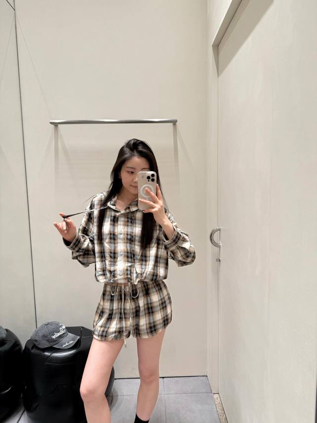 短裤 衬衫 Acne Studio* 25Ss春夏新款 1996格纹连帽格绳衬衫+花苞短裤套装丨独家Yb开发 高版出品 本期强推可闭眼入的套装闪亮登场适合各种身