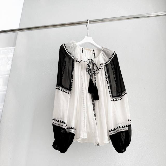 款号 #8828 面料:100%Silk 尺寸 6 8 10 12 胸围 袖长 长 Bust Sle Long 0 184 77 59 1 188 78 60