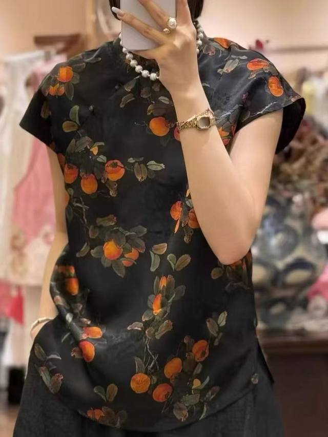 上衣 爆款主推现货 新中式国风复古斜襟上衣 柿柿如意印花轻奢香云纱 立领显瘦唐装 Smlxl 面料 香云纱 S码胸围106肩宽44衣长68 每个码胸围平铺腰围相