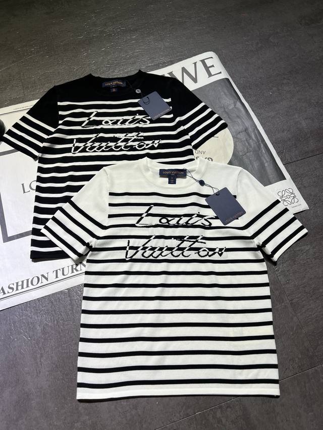pp *Lv*路易威登25年初秋新款出货 顶级版本 对版开发 天丝冰丝面料 细节品质超好 两色大货Sml