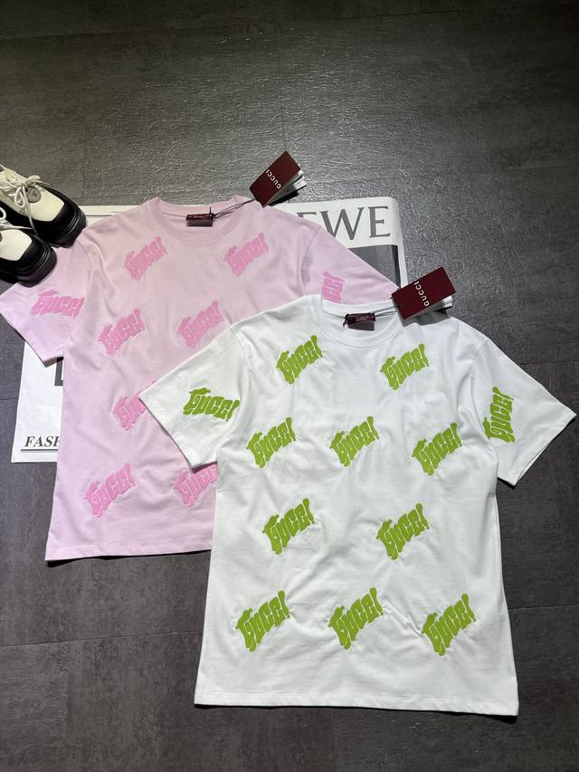 pp 原版开发Gucc* 25Ss春夏新款 字母刺绣圆领短袖T恤丨独家高版出品 Oversized宽松T恤裁剪 凸显品牌格调 采用克重纯棉制成 略带有弹力 呈现
