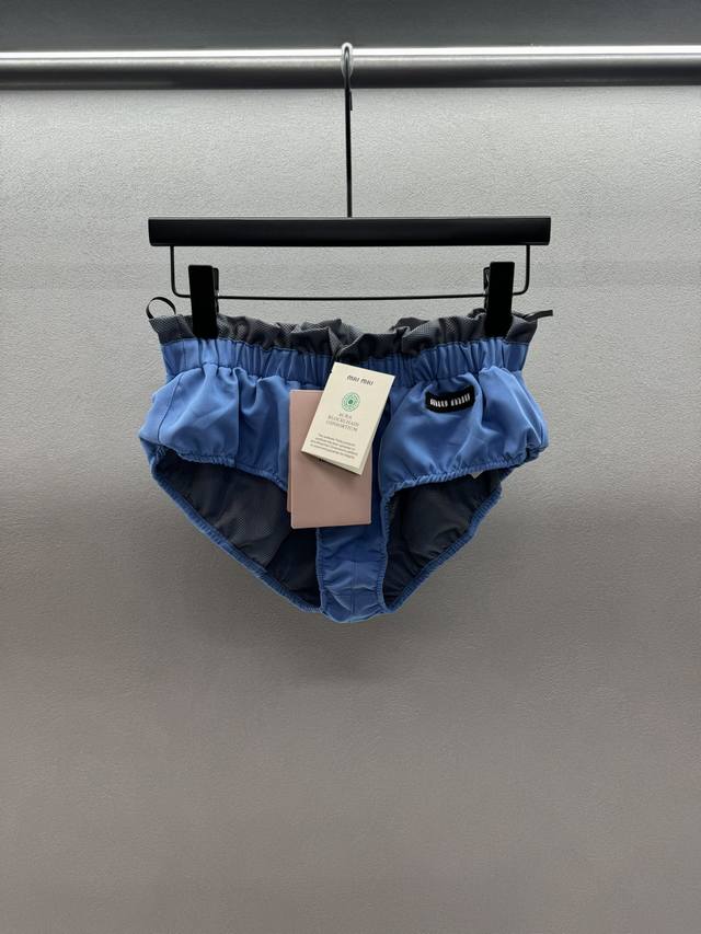 2680 Spring And Summer Miumi* 海岸蓝Miu系内搭短款 订制Yb面料机理材质 细节 质感在线 品相还原 上身高级 时尚 Miu最流行