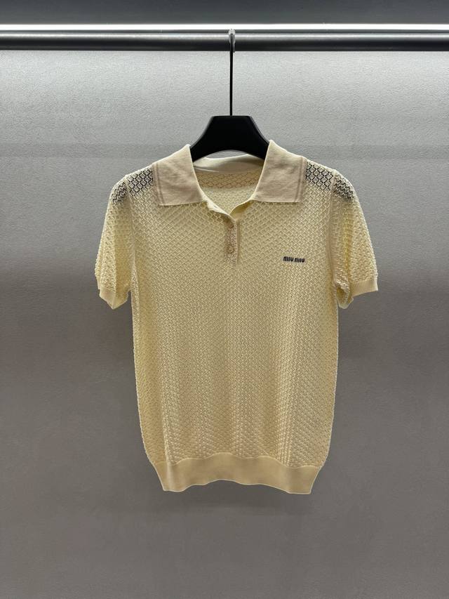 2680 Spring And Summer Miu*Mi* 镂空polo针织短袖 h版型 不挑身材 单穿叠穿都可 miu系穿搭不出错 三码