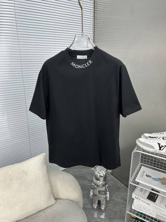 Moncler蒙口 2025Ss春夏最新款短袖T恤出货啦 2025新款T恤 高版本专用面料 高克重 260G 纯棉面料 上身舒适不失挺阔 针脚刺绣工艺 数字印花