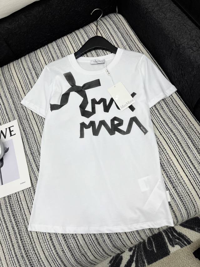 爆款现货 原单品质 Max Mar* 2025新品印花 饰以高品质工艺 精致 清雅 脱俗 减龄柔美 一件成衣工艺繁琐耗时 呈现品质单品 上身洋气时髦 颜色清爽减