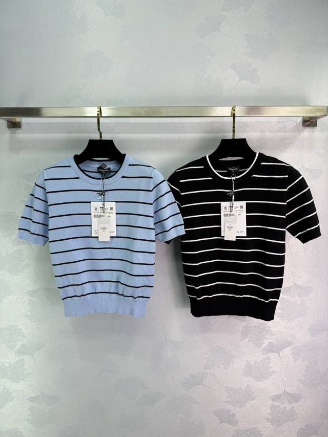 Chane*条纹短袖针织上衣 经典双C Logo设计 时尚百搭 经典不过时 2色3码Sml T226B