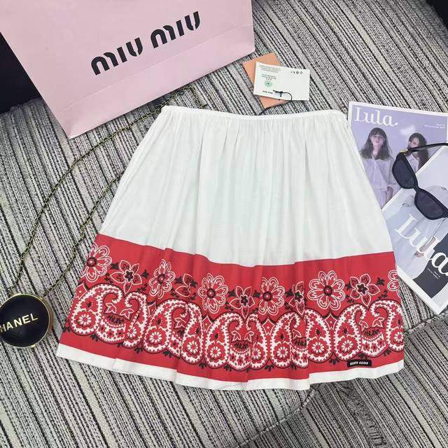 强烈推荐 25年早春夏系列 Miu*新款撞色印花设计松紧腰半裙 Sml