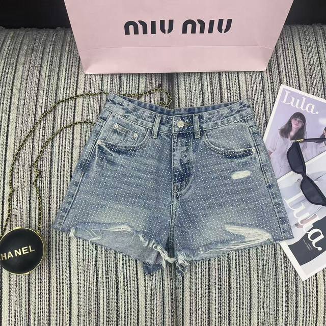 强烈推荐 25年早春夏系列 Mi*新款烫钻牛仔短裤 Sml