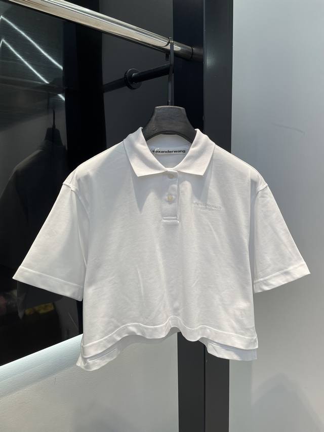 alexanderwang 25新品刺绣短袖T恤 精致短版型上身巨显瘦 大工厂p工艺 低调奢华 时髦精必备单品解锁所有穿搭 认准我家品质 时髦又高级 经典版型百