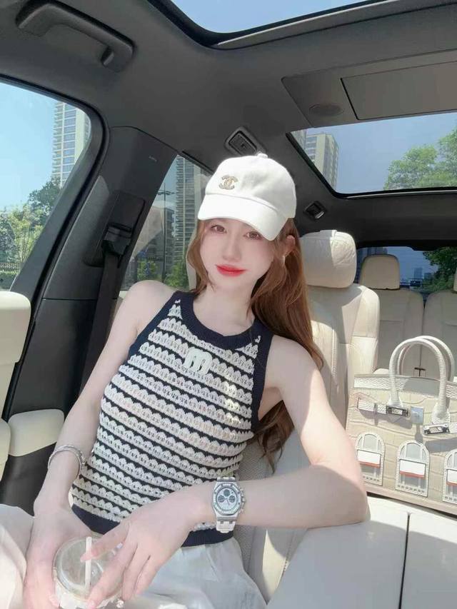 欧洲站高品质字母刺绣条纹撞色镂空针织背心减龄百搭上衣 均码 天丝