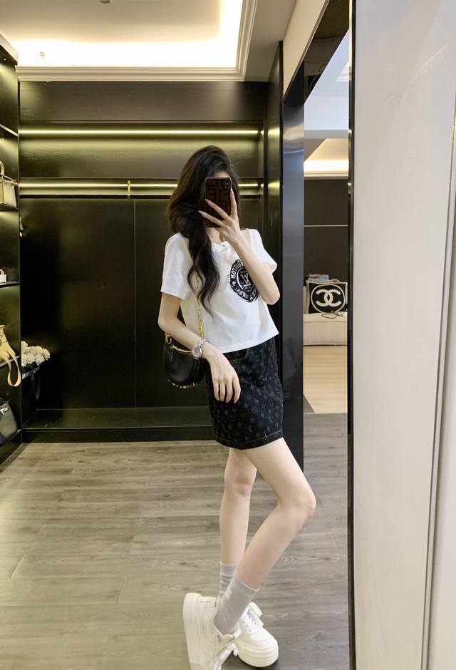 夏季新款时尚Lv套装 搭什么都会显得精致时尚简单百搭款 三色Smlxl