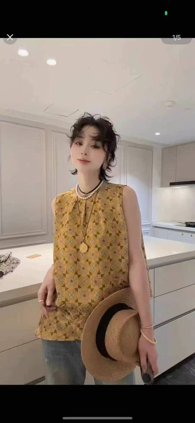 欧货高端时尚年国风碎花褶皱领无袖套头衬衫 均码