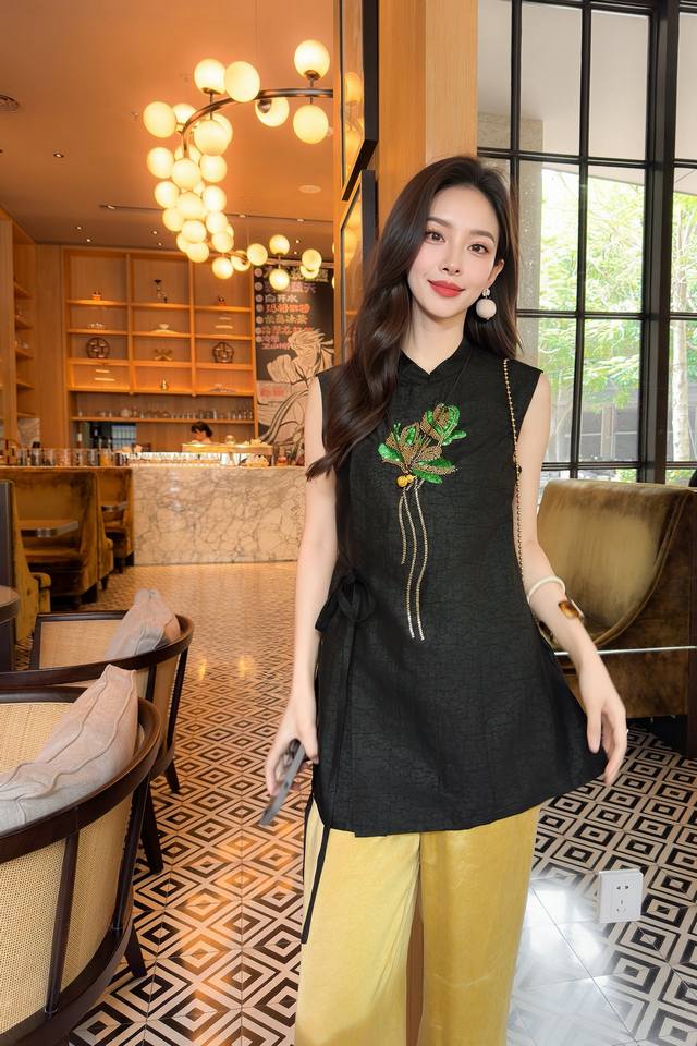 爆款出货彩色钉珠绑带真丝香云纱龟裂纹长款背心 码数S-Xxl