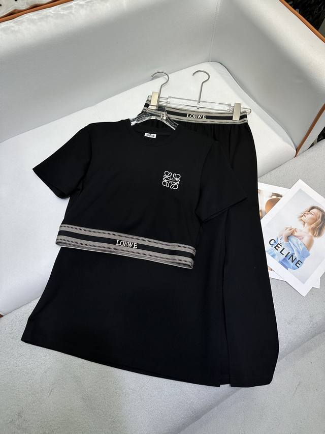 loew* 25Ss新款T恤半身裙套装 Logo绣花装饰 字母织带腰头 版型超正 两色三码 Sml