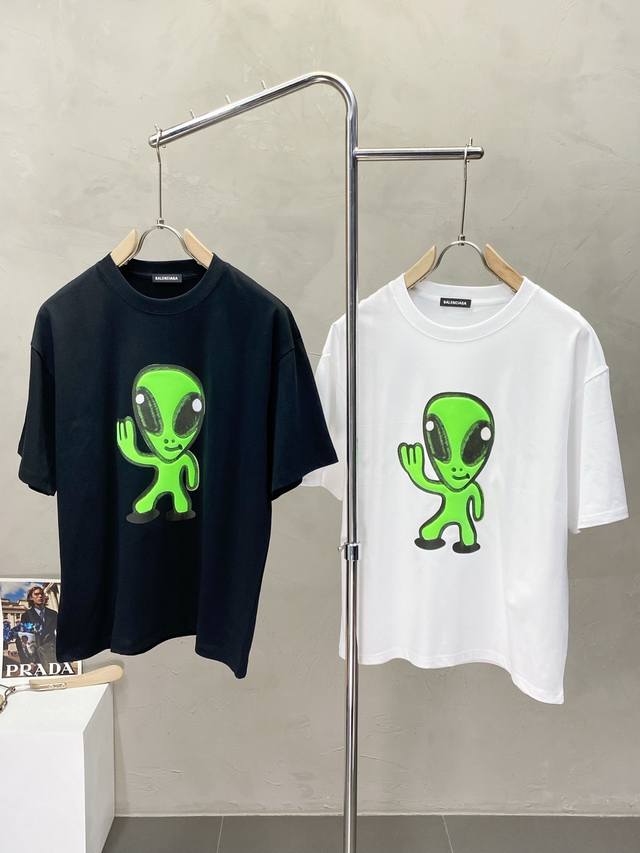Balenciga巴黎世家独家专供新款原单男士休闲短袖 高端定制 高端版本 时尚百搭爆款进口面料 手感超柔软细腻 穿着亲肤舒适 高端精品 代工厂p精细做工 上身