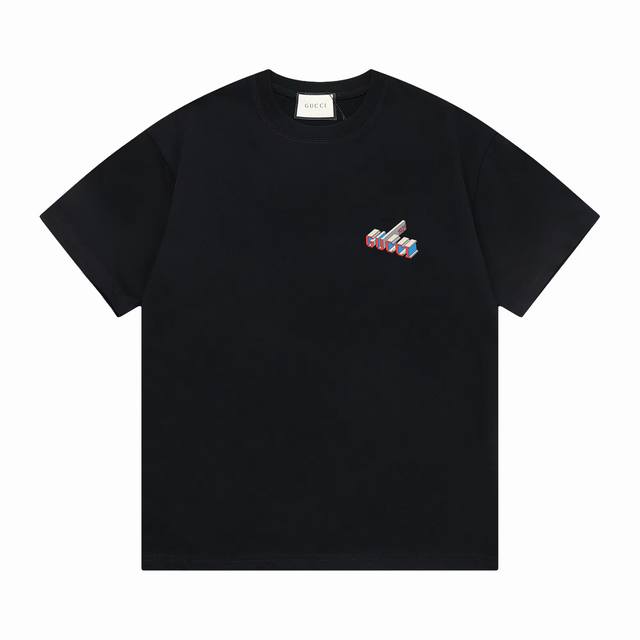 Gucci 上新 新款T上货 古奇标志印花图案 后幅反标设计 1:1高品质 百分百纯棉洗水处理 布料精梳紧密赛络纺 不缩水不变形 更舒适柔软 高克重手感更好 三