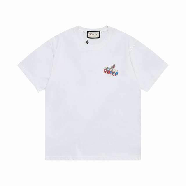 Gucci 上新 新款T上货 古奇标志印花图案 后幅反标设计 1:1高品质 百分百纯棉洗水处理 布料精梳紧密赛络纺 不缩水不变形 更舒适柔软 高克重手感更好 三