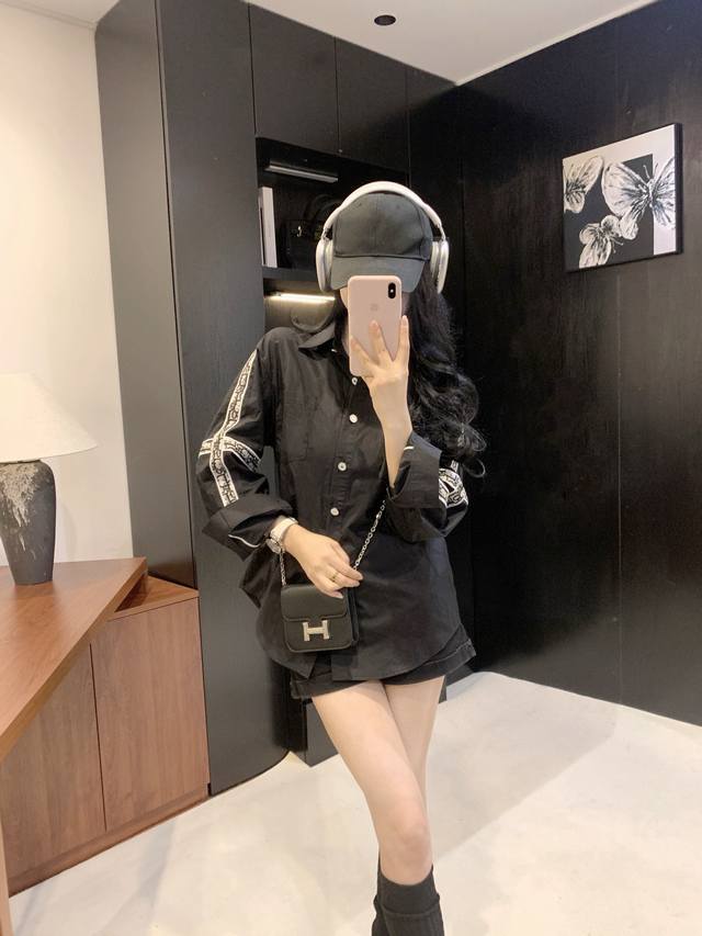 dio* 老花拼接衬衣 搭配天花板级别的撞色衬衫 酷酷的时髦感必入系列~~