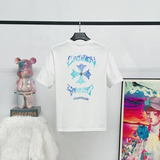 款号;K01 原版原标 潮酷克罗心马蹄花黑白色短袖T恤进口胶桨印花立体效果极佳 面料采用高克重250克 正确板形 黑白两色S-Xl