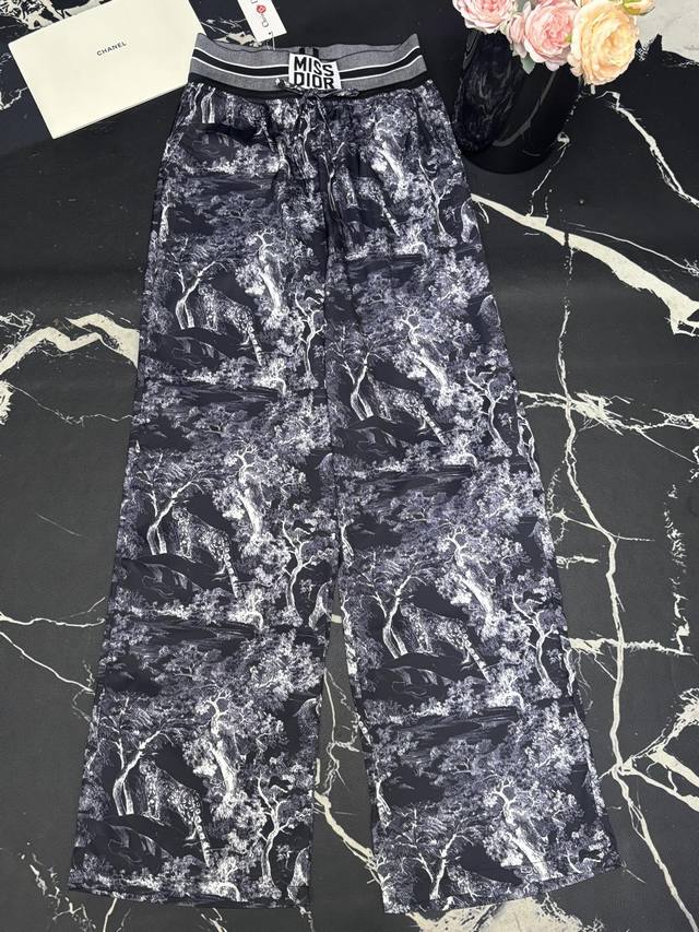 休闲裤 d家25春夏新款丛林动物织带松紧腰醋酸阔腿休闲裤 颜色:3色 码数:Smlxl