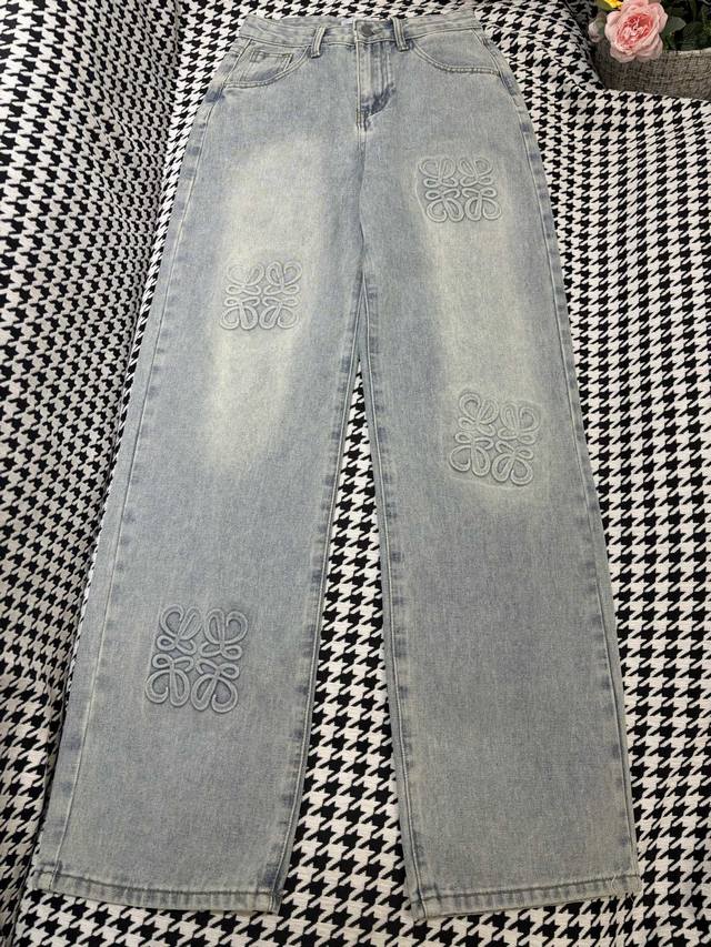 牛仔裤 loew家25早春新款压胶大Logo钢印直筒牛仔裤 颜色:1色 码数:Smlxl