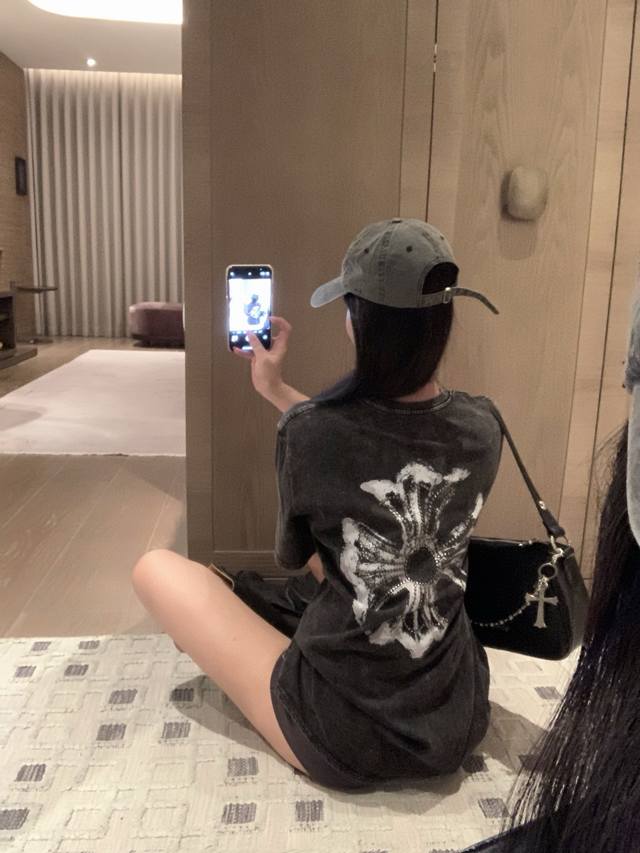 chrome Hearts炒色做旧系列 重工烫钻炒色T Oversize版型 下半身失踪穿搭绝了 男女同款 Sml