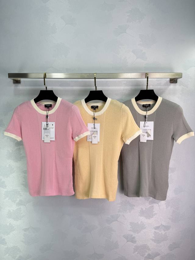Chane*沙滩春夏新品 撞色修身针织短袖 金属装饰设计百搭减龄又时髦 少女穿搭修身版型不挑人上身巨显瘦 3色36.38.40三个码 T226B