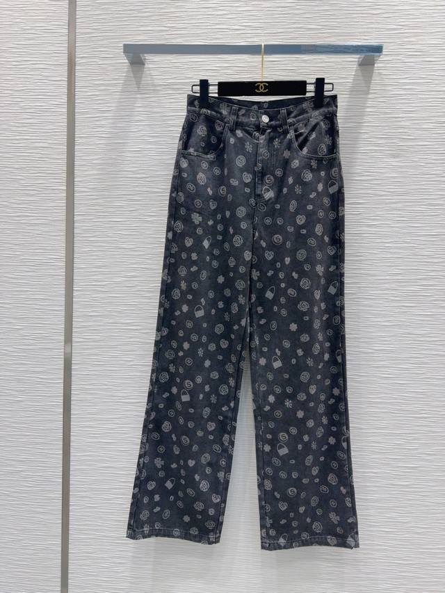 Chane* 2025Ss新款 高颜值 全系列出品 百搭无烦恼 就是很干净的感觉 人手必备 真的很赞 手感很舒服的洗水牛仔棉 做旧酵洗造型 五金独家重磅开模 S