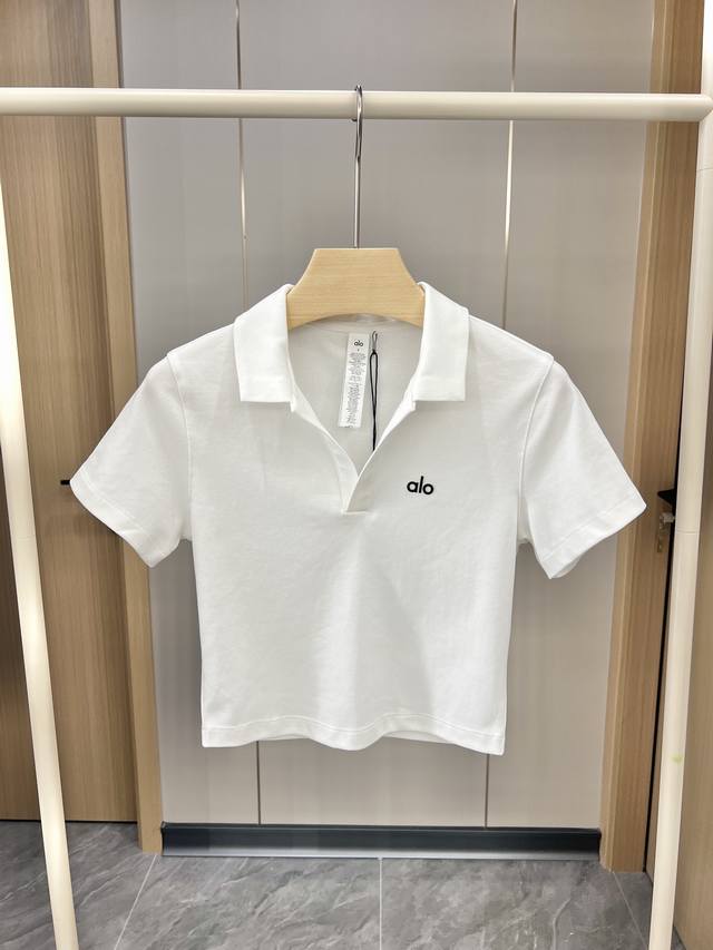新品上架Alo 2025夏季新品 独家定制款 采用精品氨纶棉材质 云朵一般的手感 非常好穿亲肤 立体胶印 黑白粉蓝4色入 闭眼入的单品