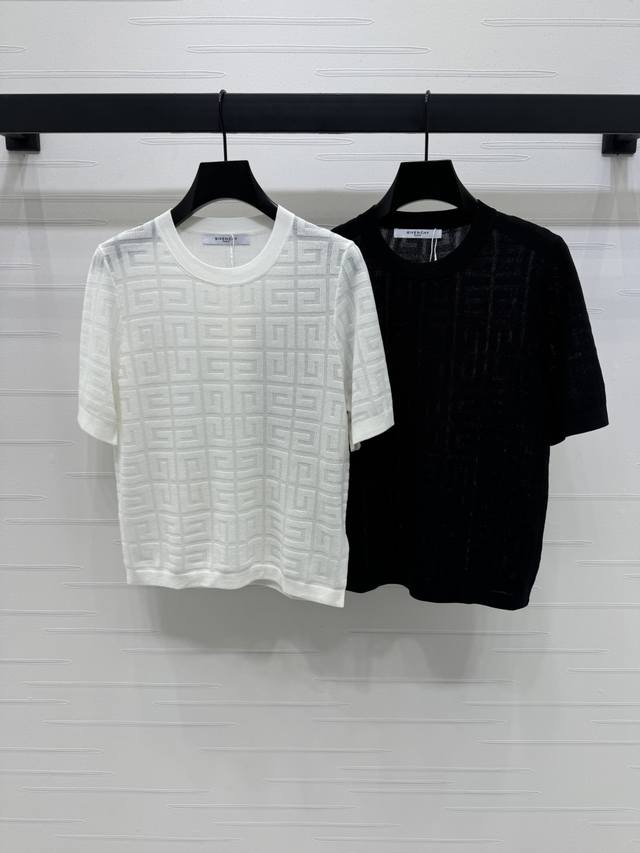 上新原单高端品质 Givench* 2025春夏最新系列 四宫格镂空针织短袖 定制进口丝毛材质 舒适透气 通体以镂空处理呈现四宫格图案满铺 凸显品牌格调格外加分